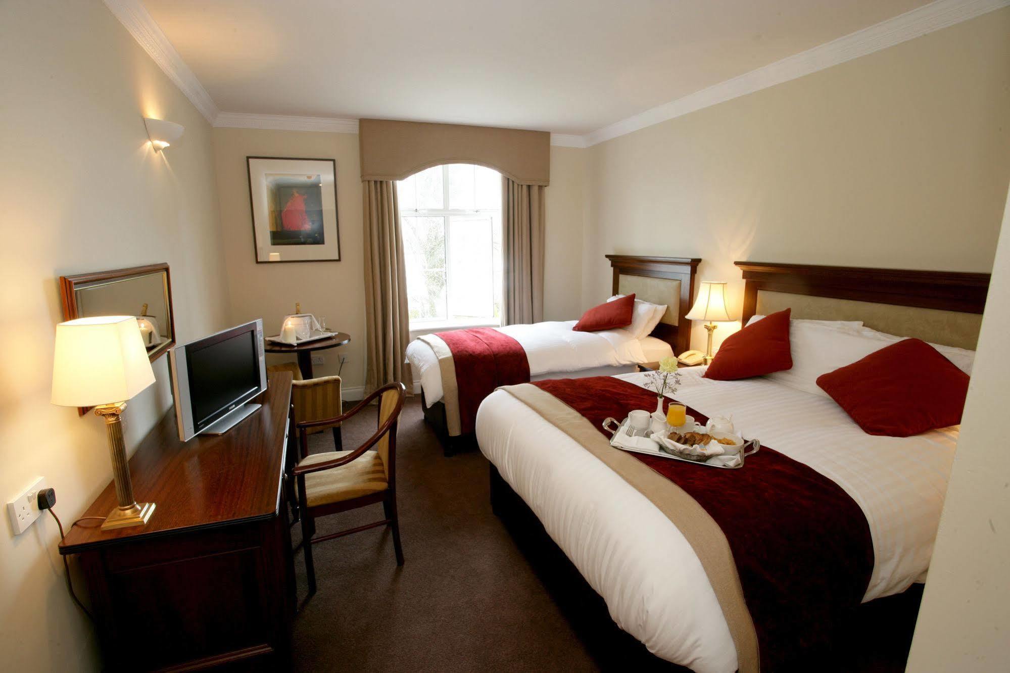 The Park Hotel Dungarvan Dungarvan  Room photo